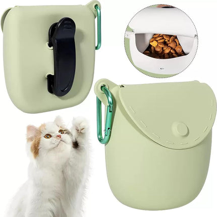 Portable training bag for dogs and cats - outdoor food pouch - suitable for training and feeding pets on the go (green)