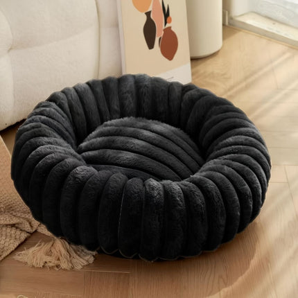 Plush All-Season Pet Bed — Round